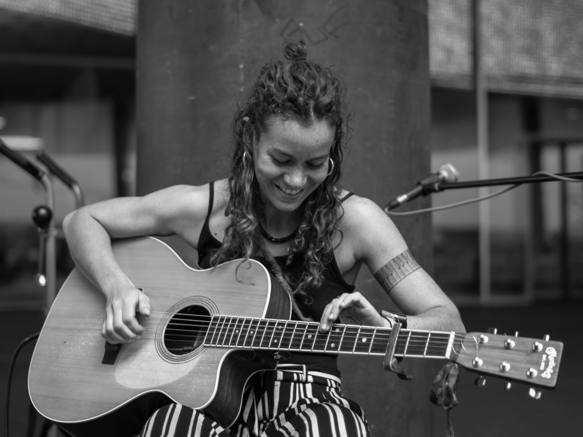 Laura Silverstone’s new album, “Heartwood”: Harmony and&nbsp;Ambition